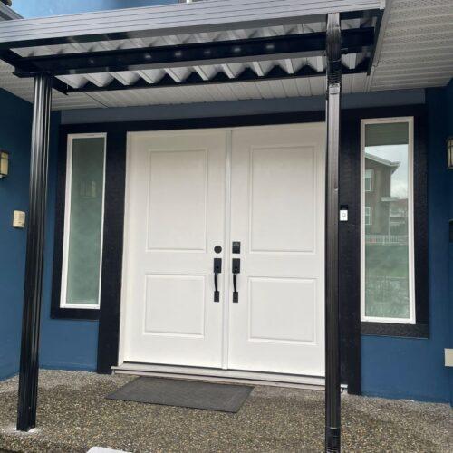 Aluminum patio cover with black frame